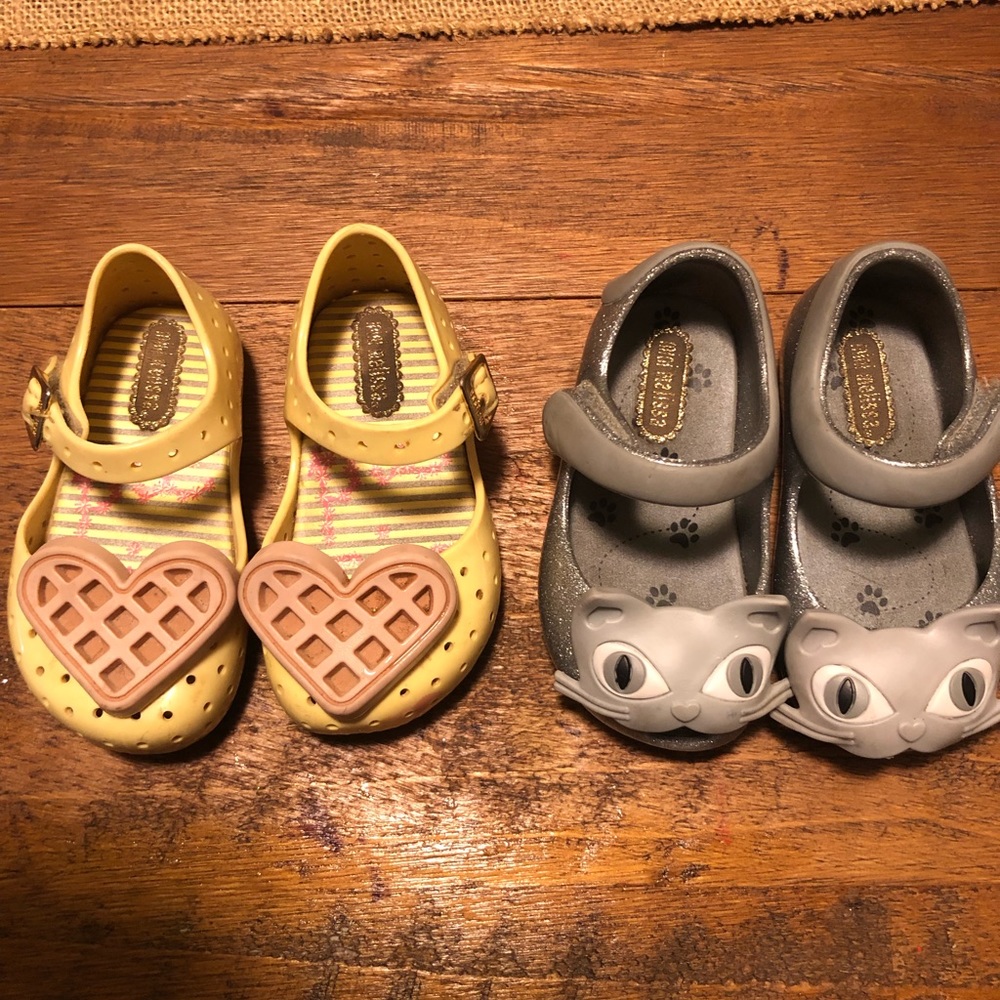 *BUNDLE* Mini Melissa Maryjanes. Size 5.
